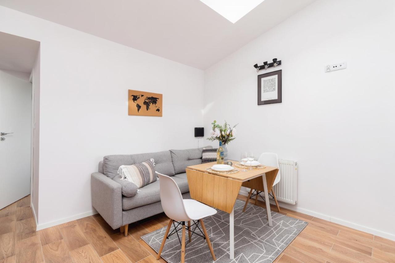 Radziwillowska Apartment Cracow Planty By Noclegi Renters Kraków Eksteriør billede